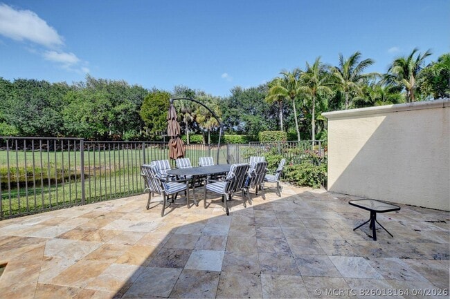 Building Photo - 17739 Lake Azure Way