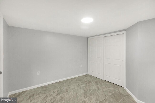 Building Photo - 1156 Franklin St