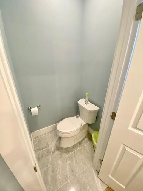 Building Photo - 906 Santa Rosa Blvd