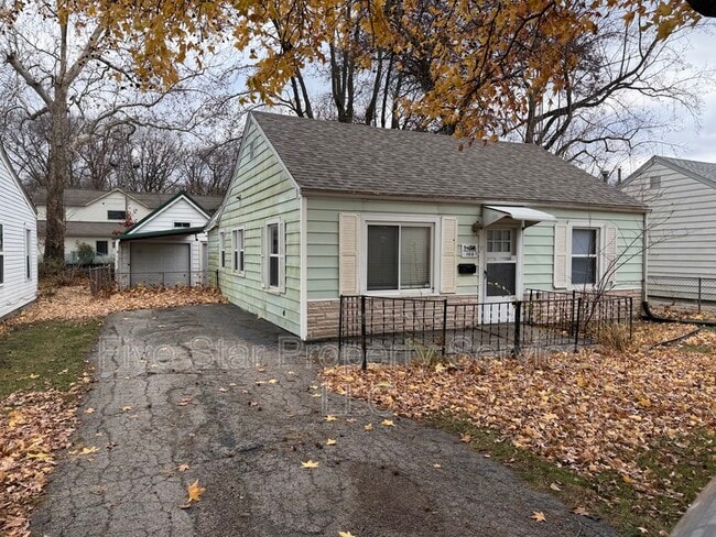 Primary Photo - 108 N 24th St