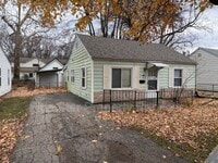 Building Photo - 108 N 24th St