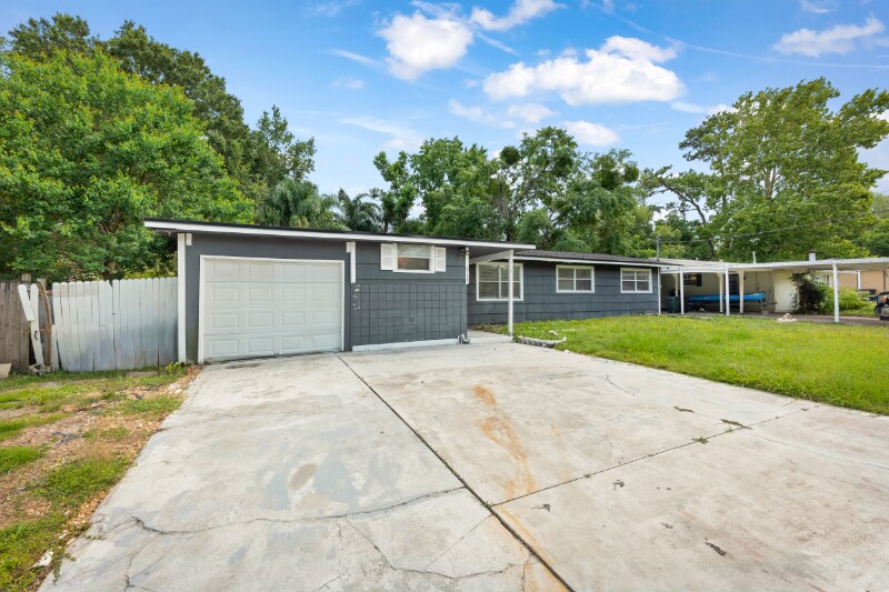 Building Photo - 6750 Snow White Dr