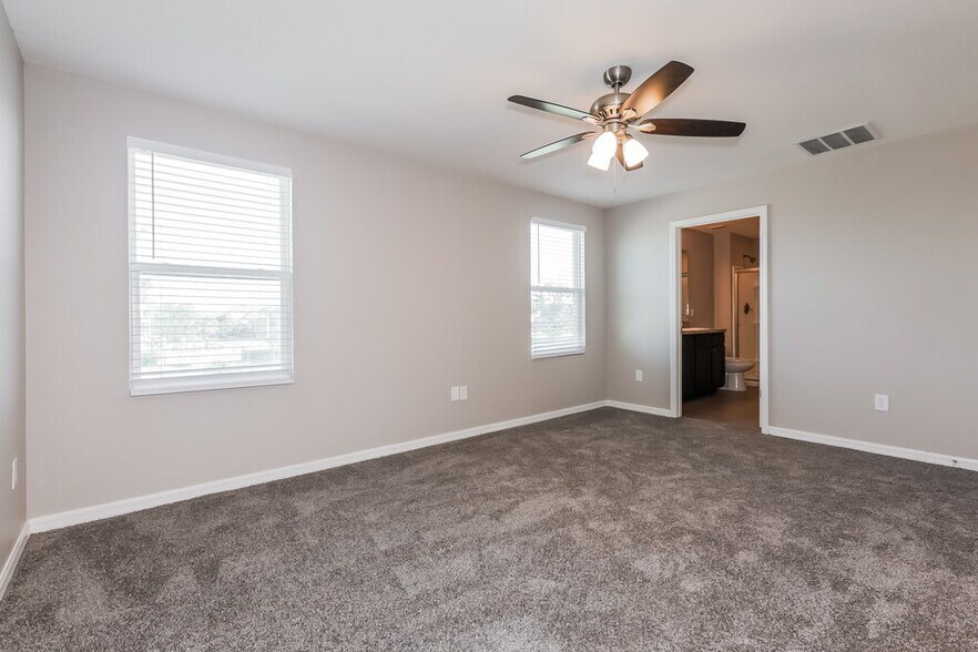Building Photo - 7442 Tuscan Bay Cir