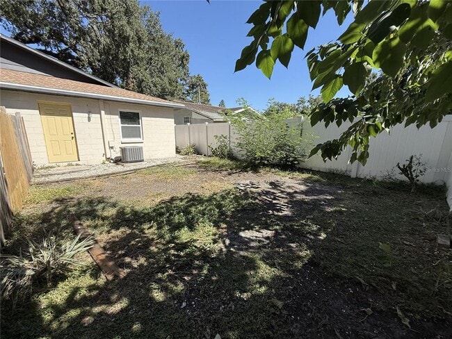 Building Photo - 2809 Marconi St