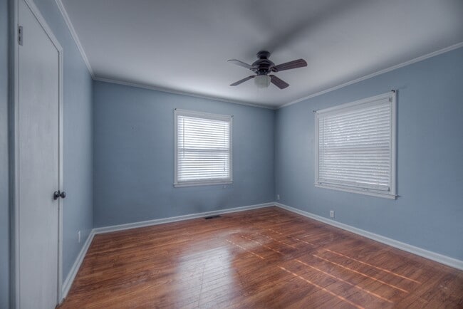 Building Photo - 1223 E 31st St