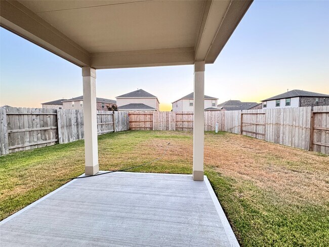 Building Photo - 8203 Leisure Pt Dr