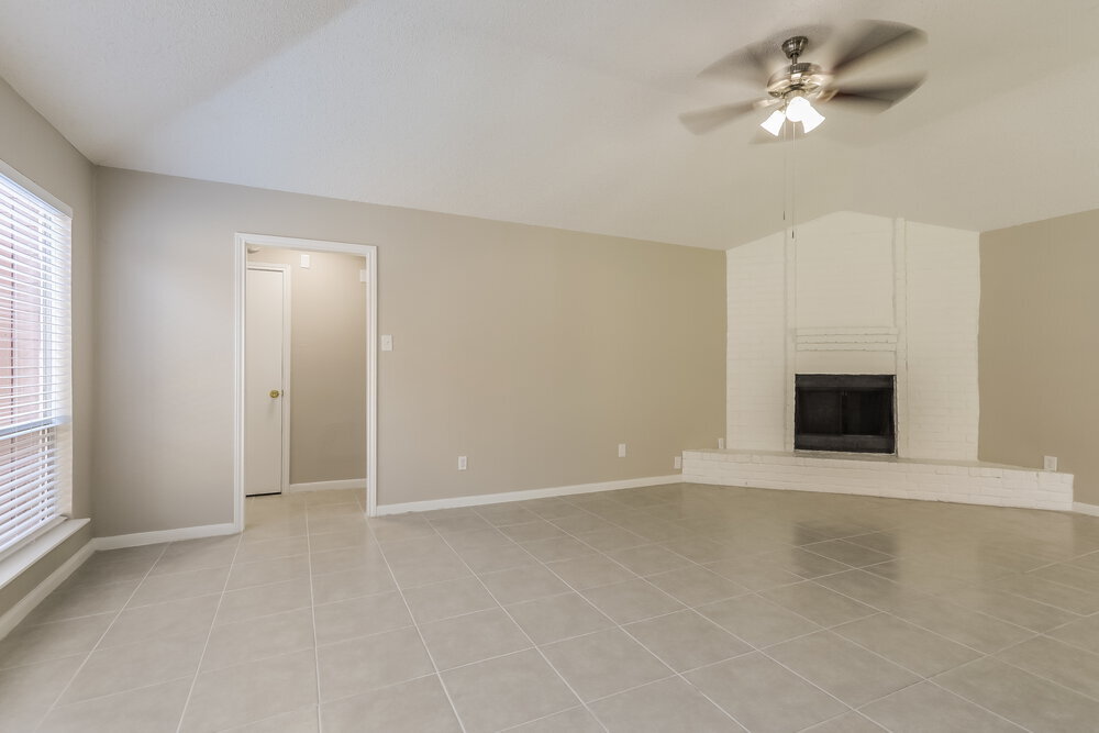Building Photo - 16919 Amidon Dr