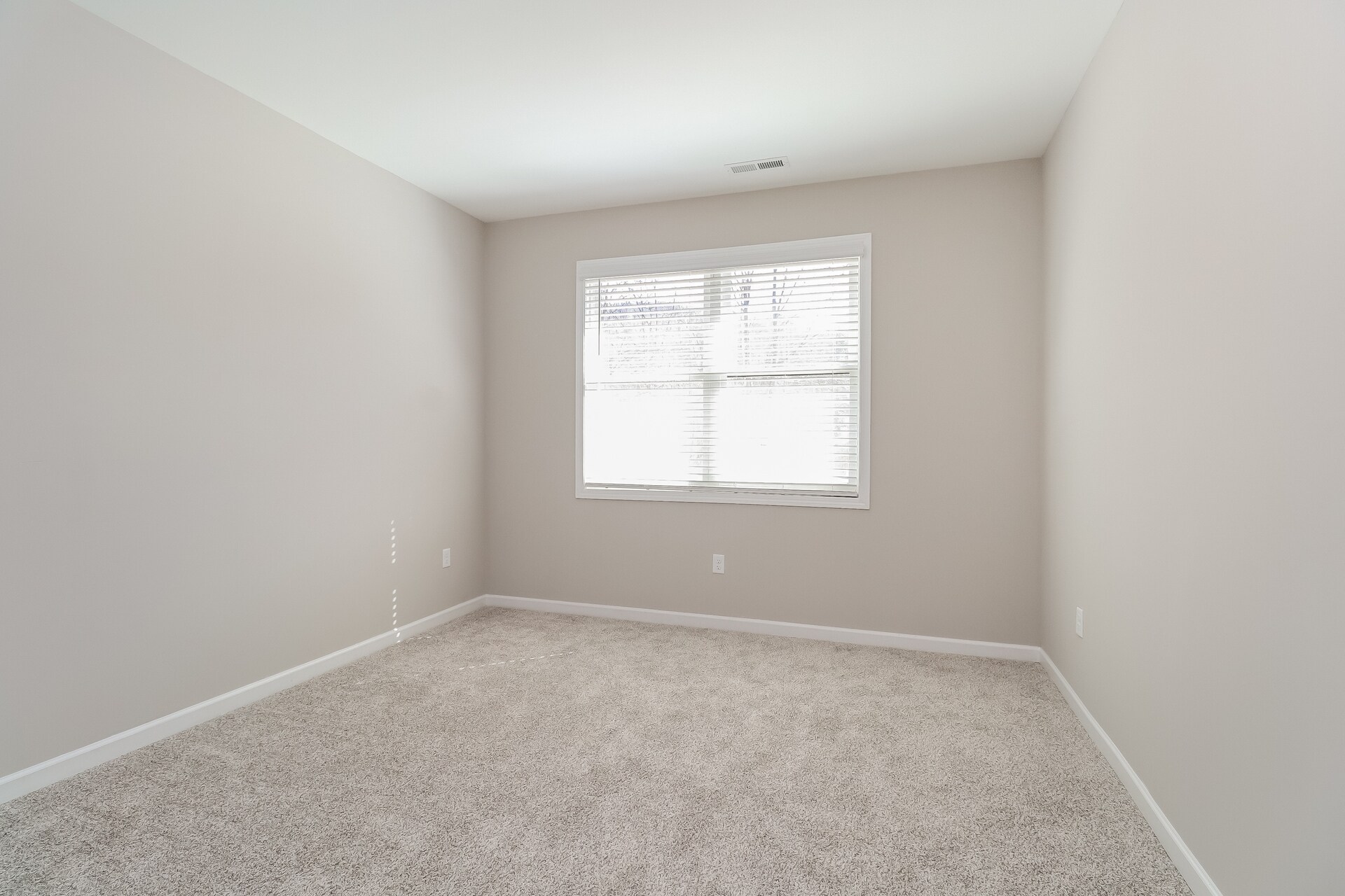 Building Photo - 216 Sycamore Cv Rd