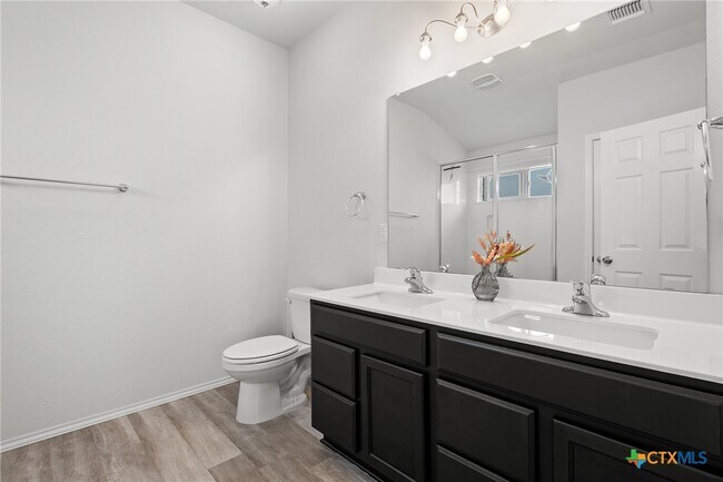 Building Photo - 9308 Everly Dr