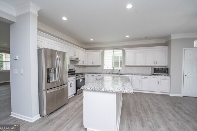 Building Photo - 179 Scenic Hills Dr