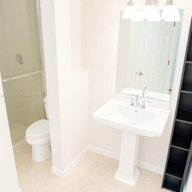 Building Photo - 3564 Magellan Cir