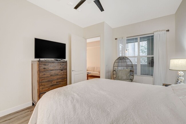 Building Photo - Luxury Guard-Gated Condo Near Las Vegas Blvd with Resort-Style Amenities!