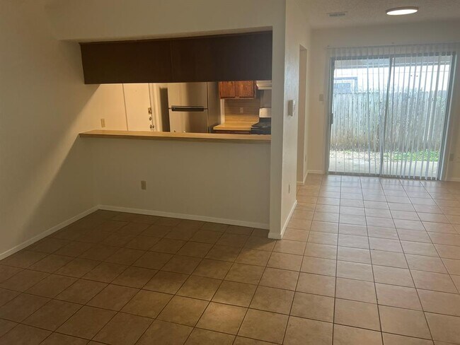 Building Photo - 1911 Gracy Farms Ln