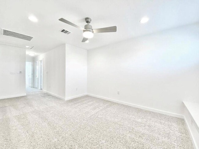 Building Photo - 7925 Linnie Ln