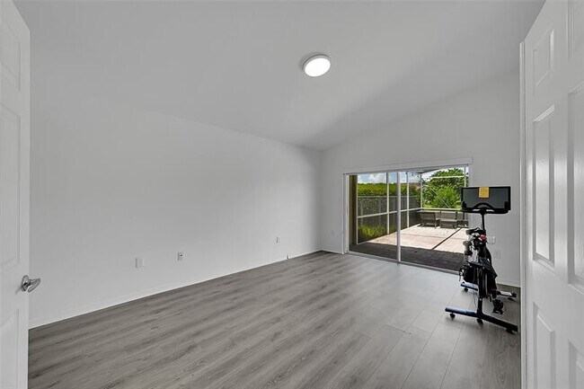 Building Photo - 16417 Sapphire Pl