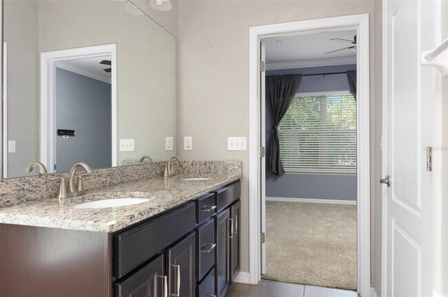 Building Photo - 7001 Interbay Blvd