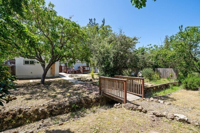 Building Photo - 2188 First Ave