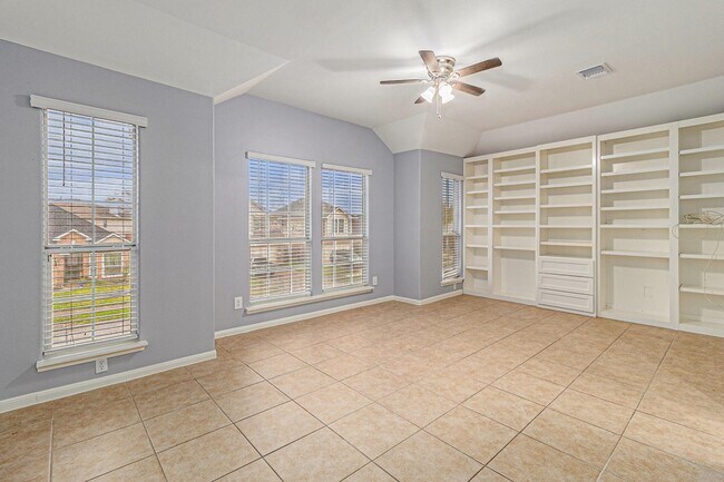 Building Photo - 12222 Warrenwood Dr