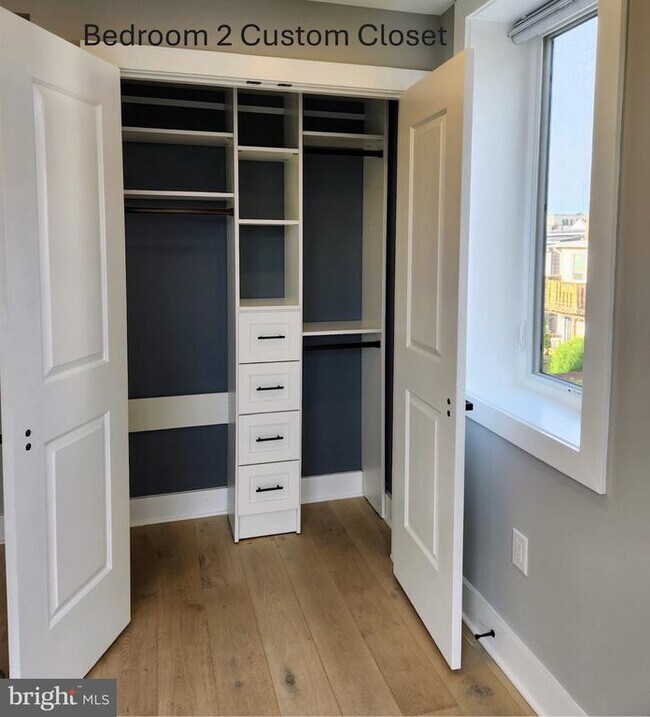 Building Photo - 1915 H St NE