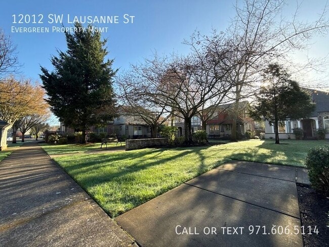 Building Photo - 12012 SW Lausanne St