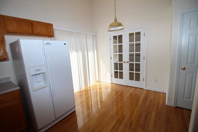 Building Photo - Amazing 5 bedroom home in Desirable Crown Hill Mesa on West Side of town