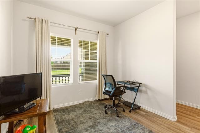 Building Photo - 1212 Blue Ridge Pl