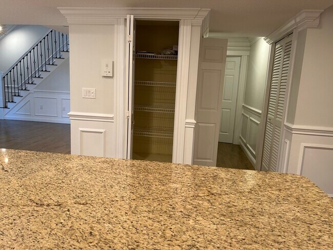 Building Photo - 71 Weatherly Dr