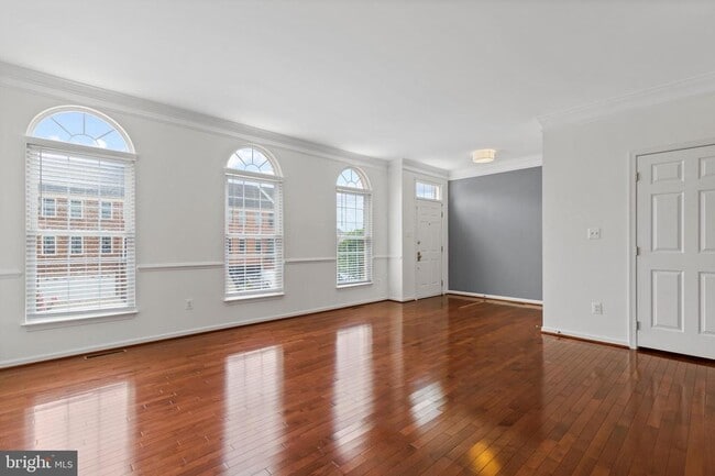 Building Photo - 22576 Welborne Manor Square