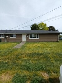 Building Photo - 50 SE Pasek St