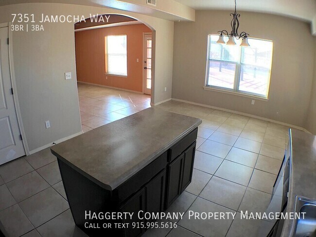 Building Photo - 7351 Jamocha way