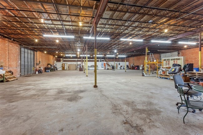 Building Photo - 200 Motel Dr.