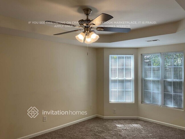 Building Photo - 3750 Burtons Barn St