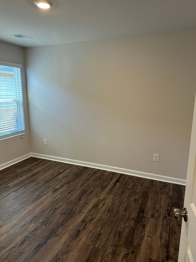Building Photo - Pre-Leasing Now! 3-Bedroom, 2-Bath Home in Odenville | Available September 4