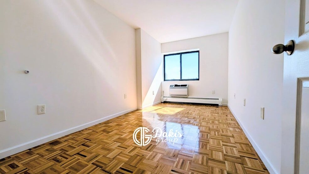 Building Photo - 31-64 21st Street, B