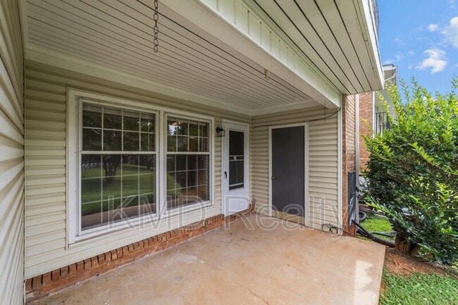 Building Photo - 4605 Coronado Dr