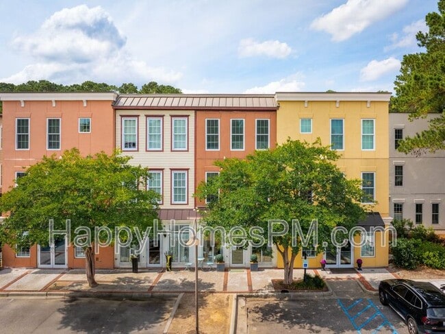 Building Photo - 728 S Shelmore Blvd