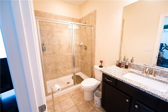 Building Photo - 1451 Torrington Dr