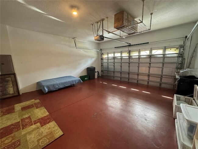 Building Photo - 1483 Hillview Ln