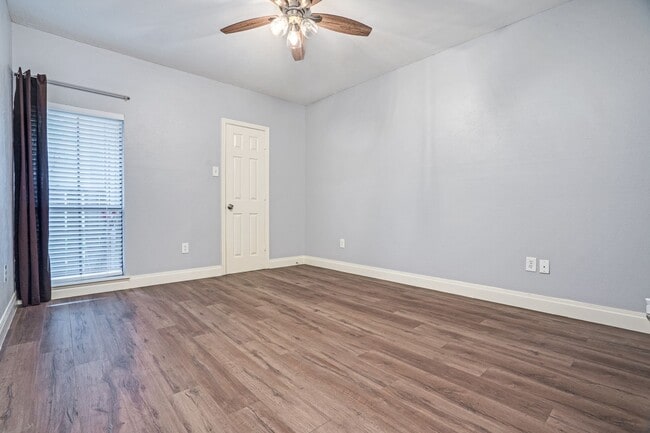 Building Photo - Charming One Bedroom Condo in Richardson!