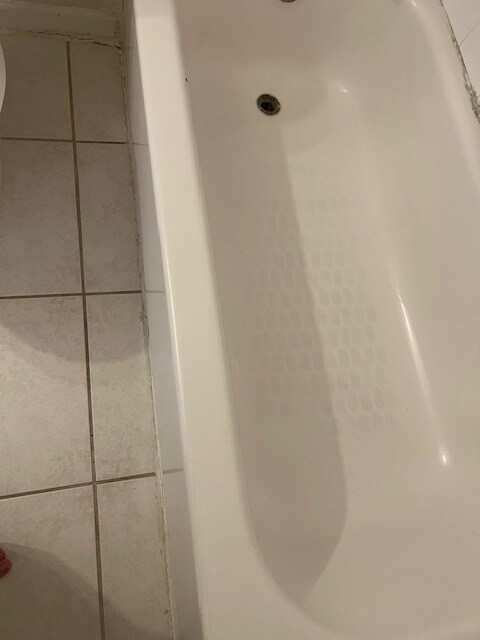 Building Photo - 1651 Hawthorne Plz