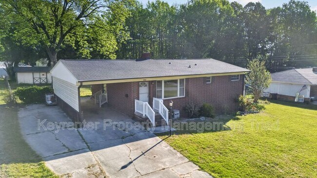 Building Photo - 402 Rand Blvd