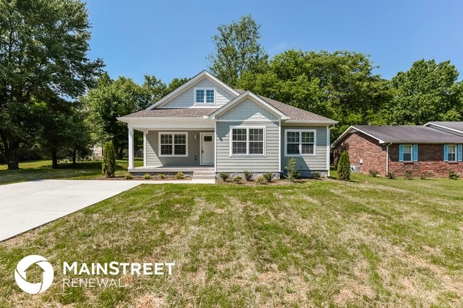 Building Photo - 120 Lynn Dr