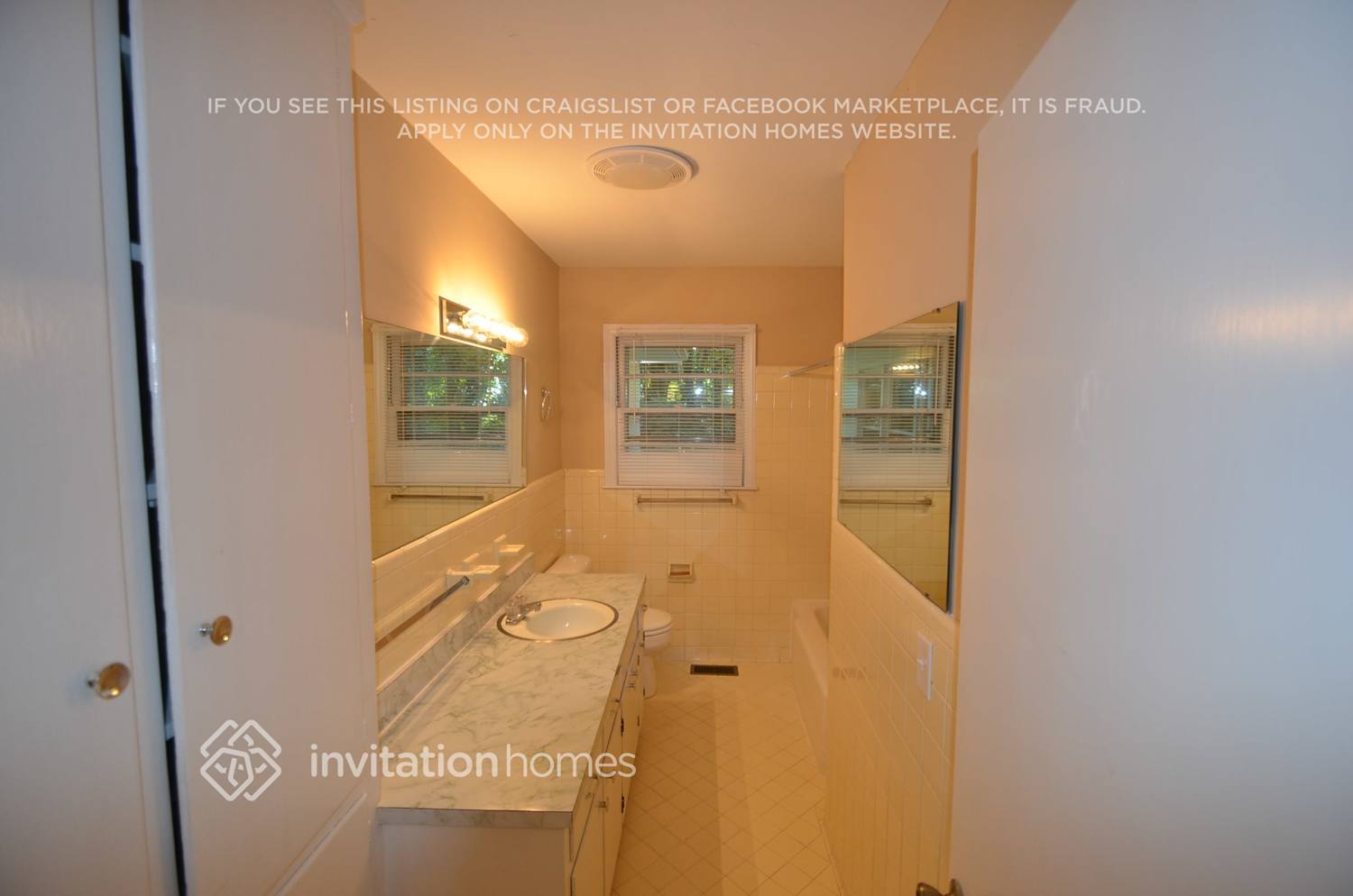 Building Photo - 1332 Midwood Dr