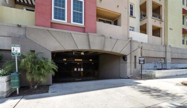 Building Photo - 1250 Cleveland Ave