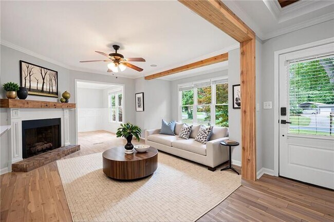 Building Photo - 2356 Pinkney Dr