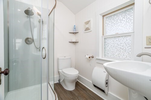 Building Photo - 1025 New Ipswich Rd