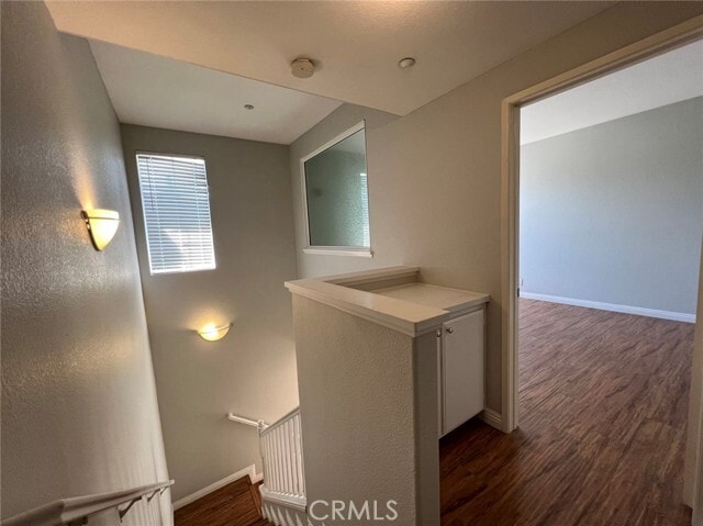 Building Photo - 305 Birch Grove