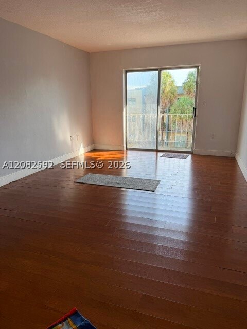 Building Photo - 4301 NW S Tamiami Canal Dr