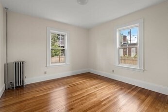 Building Photo - 5 Marlboro St