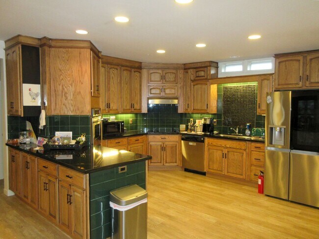 Building Photo - Furnished 3+ bed 3 bath Pismo Beach Dream Home